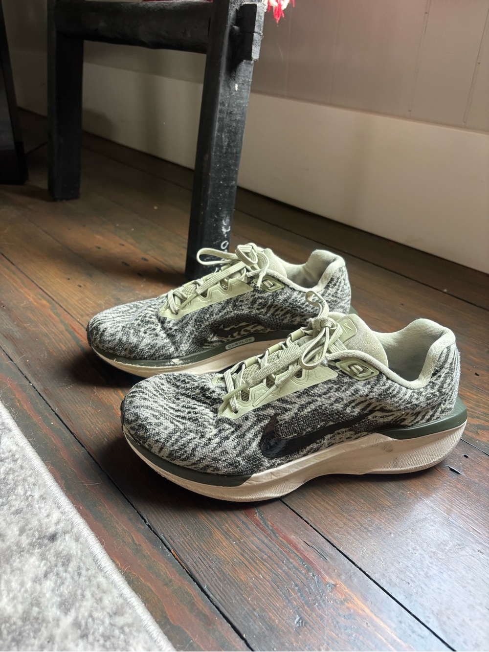 Nike Women's Olive Green and Black Knit Running Shoes